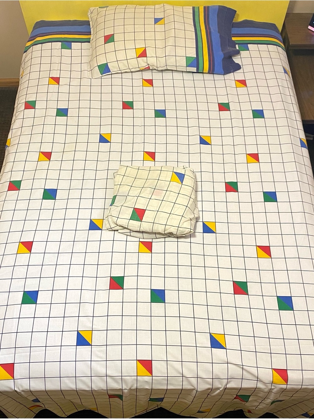 Vintage 80’s Cotton Fresh Geometric Sheet Set Twin As Seen on Stranger Things
